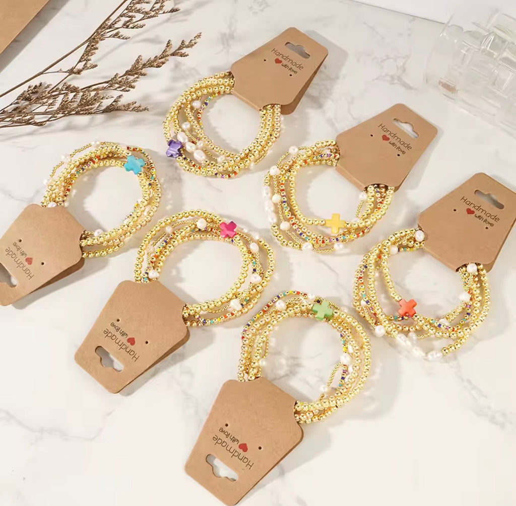 Handmade Beaded Bracelet Set (5 Pieces)
    oswa
    Colorful Handmade Bracelets