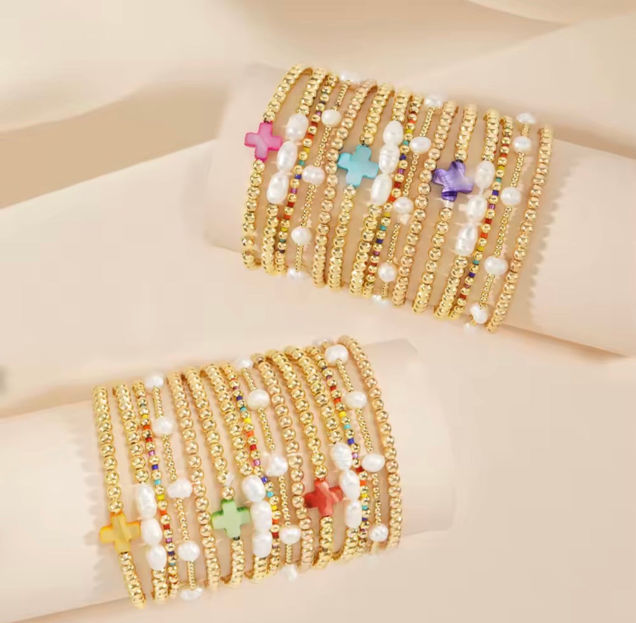 Handmade Beaded Bracelet Set (5 Pieces)
    oswa
    Colorful Handmade Bracelets