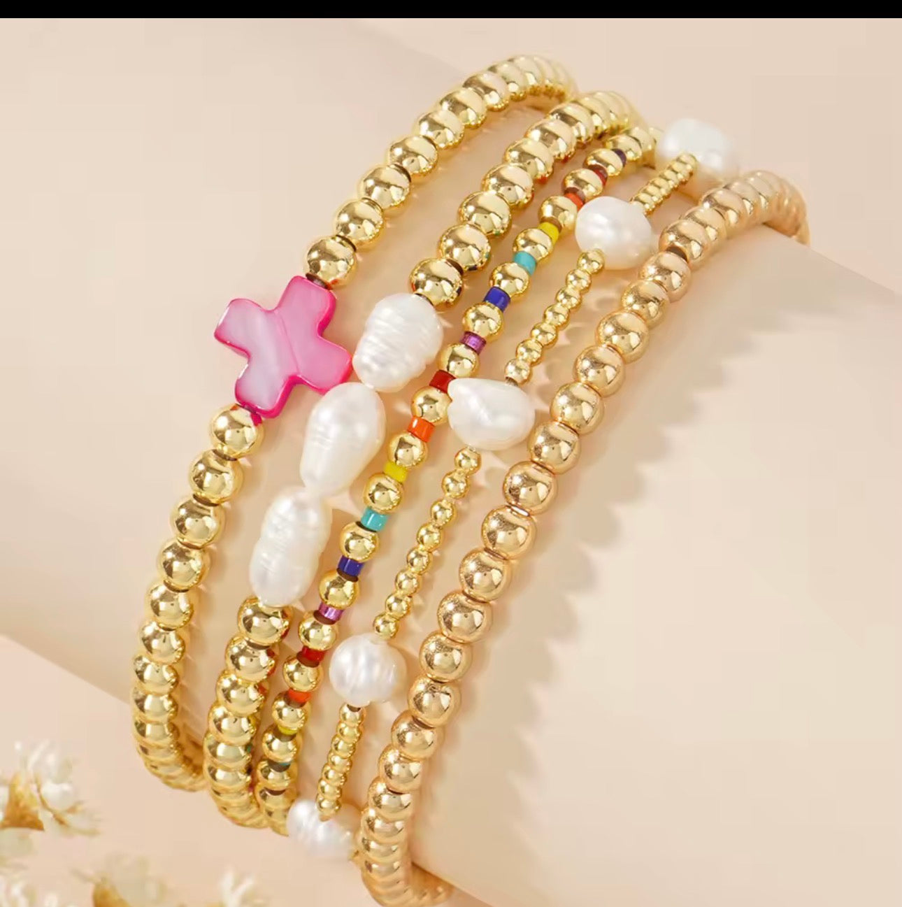 Handmade Beaded Bracelet Set (5 Pieces)
    oswa
    Colorful Handmade Bracelets